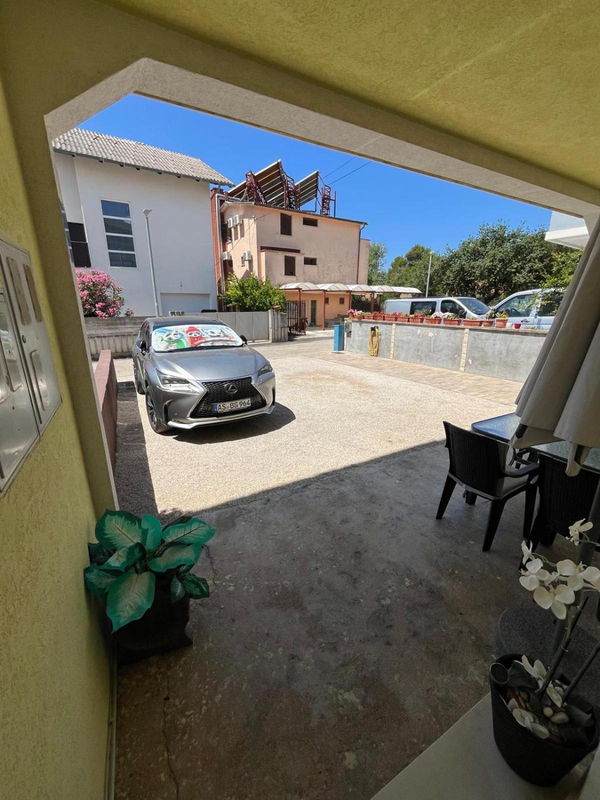 Ana Lovetovo Vodice Eksteriør billede